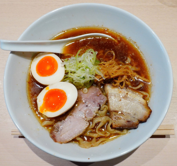 「味玉らーめん 並150g」@手打ちあさまの写真