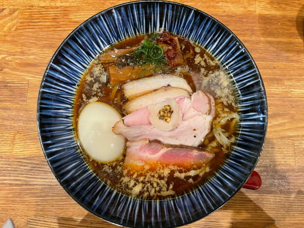 「特製醤油らぁめん ¥1370」@麺処 青野の写真