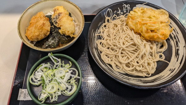 「ミニのり弁(唐揚)セット、かきあげ(クーポン)」@ゆで太郎 竹橋店の写真