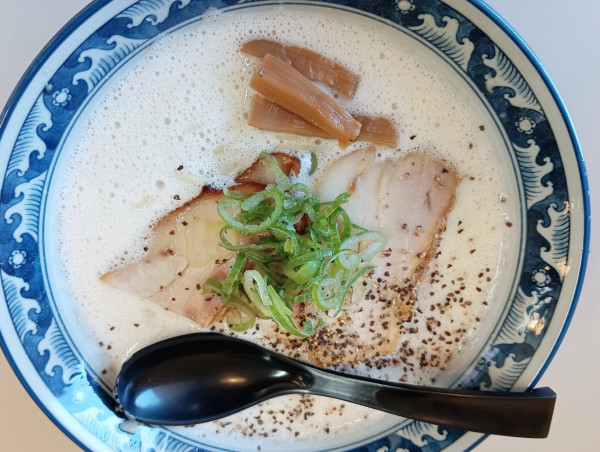 「鶏白湯ラーメン¥790」@RAMENSTAND 熊谷広瀬の写真