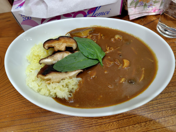「やくぜん115きのこカレー（期間限定～2/16）1100円」@café木の香りの写真