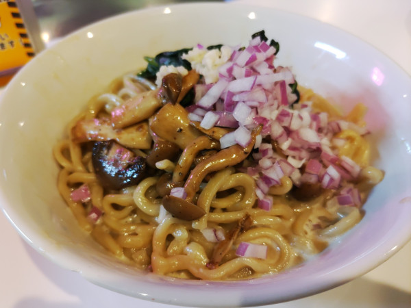 「（限定）牡蠣クラムチャウダー（M）1030円（水曜金曜限定）」@ラーメンボーイズの写真