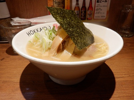 「塩らーめん」@北海道らーめん 楓 横浜西口店の写真