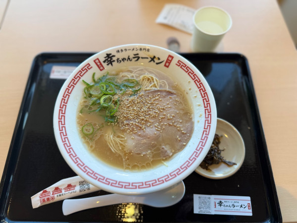 「豚骨ラーメン(バリかた) 880円」@幸ちゃんラーメン ららぽーと立川立飛店の写真