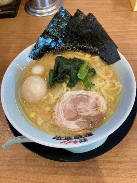 「味玉ラーメン」@町田商店 伊勢崎店の写真