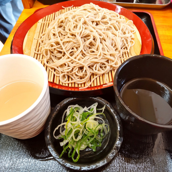 「もり（￥420）」@立ちそば にはちの写真