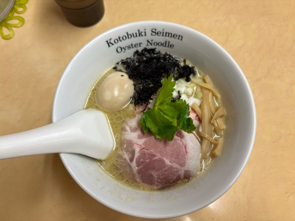 「濃厚かきそば」@中華そば よしかわの写真