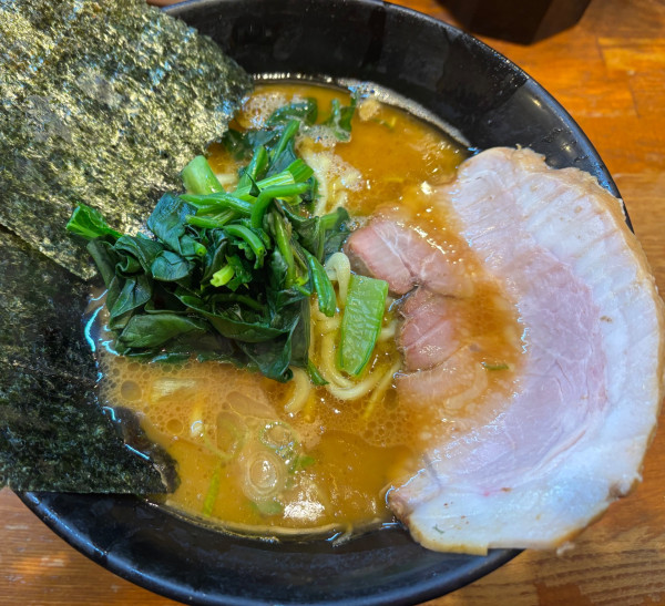 「ラーメン　+ 釜焼きチャーシュー丼」@末廣家の写真