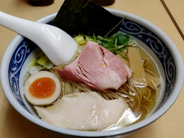 「煮干しそば（白：930円）」@中華そば よしかわの写真