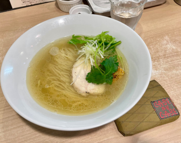 「塩らぁ麺」@そば～じゅの写真