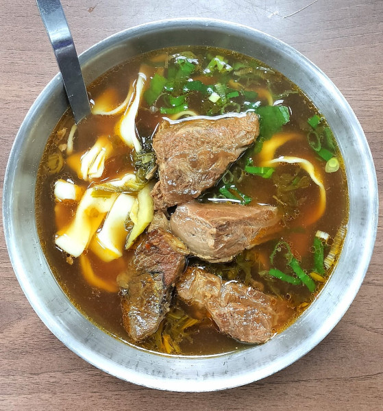 「牛肉家常麺 200NT$」@老山東牛肉麺の写真