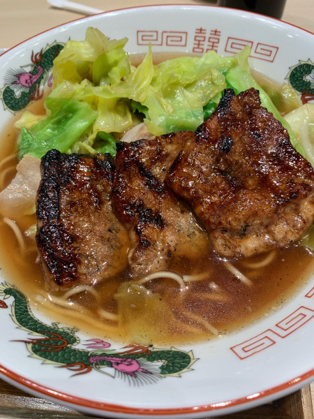 「十勝豚焼肉汁醤油らーめん」@十勝豚丼専門店 㐂久好 イオンモールいわき小名浜店の写真