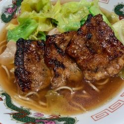十勝豚焼肉汁醤油らーめん