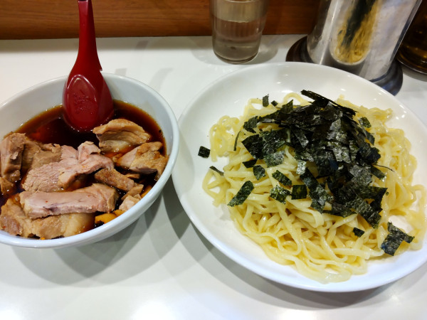 「ハーフチャーシューざるらぁめん」@らぁめん ほりうち 新橋店の写真