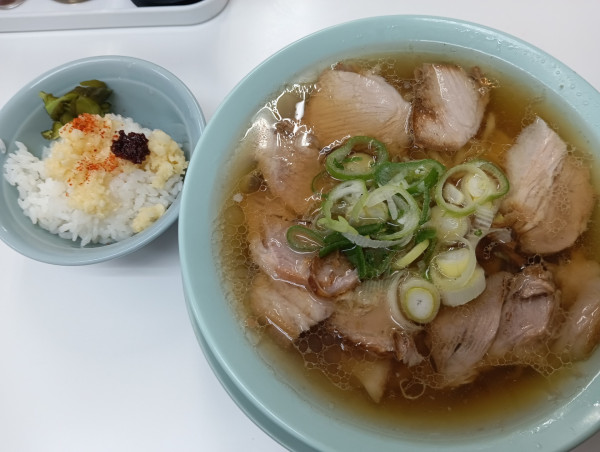 「中華そば+めし(¥850+無料)」@ともちんラーメンの写真