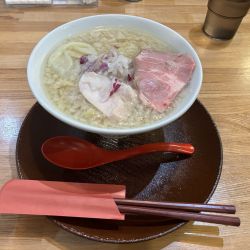 白だし背脂そば 950円