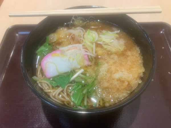 「揚げ餅みぞれそば 750円」@立喰いそば酒処 つきじ亭の写真