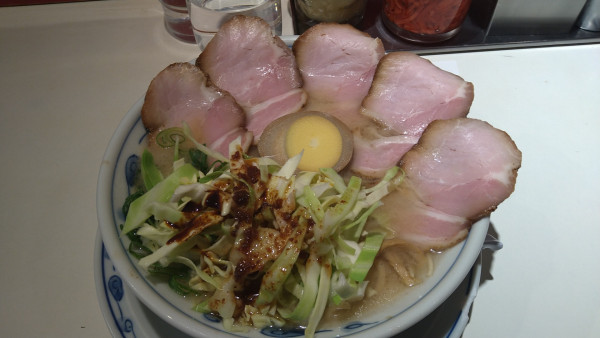 「焼豚らあめん」@らあめん英 本店の写真