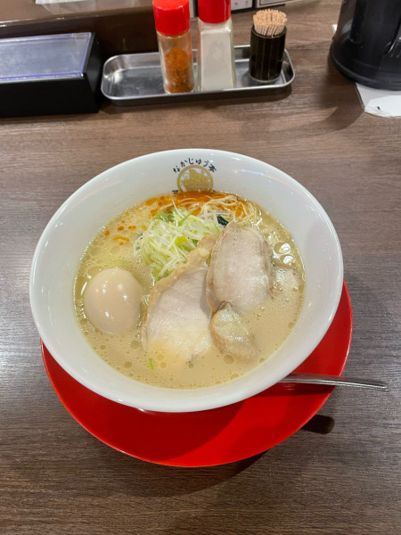 「濃厚鶏白湯らぁめん」@らーめんや なかじゅう亭 高崎オーパ店の写真
