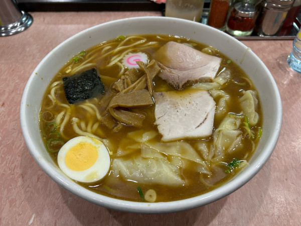 「ワンタンメン」@所沢大勝軒の写真