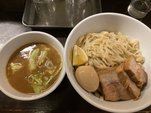 「塩つけ麺（300）と450円」@づゅる麺 池田の写真
