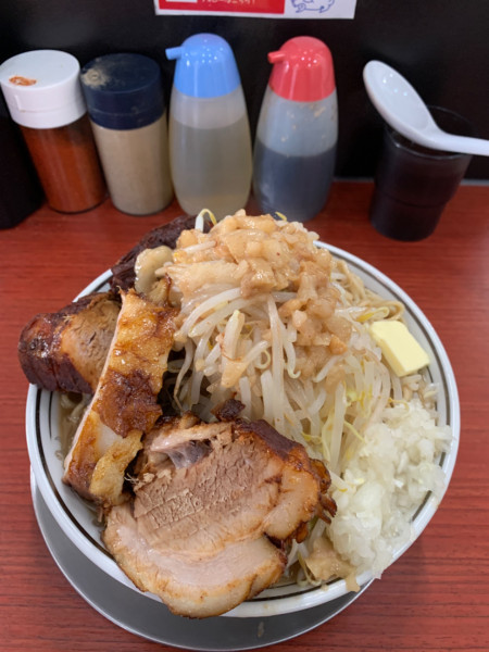 「majiでkoiするsioラーメン＋豚×2」@ラーメン一太豚の写真