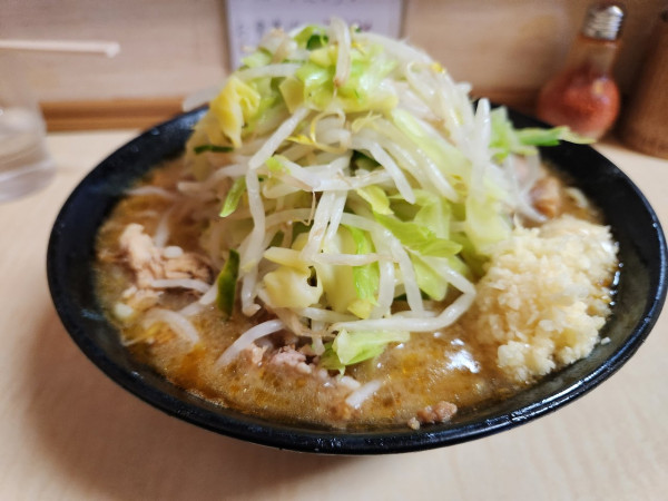 「みそラーメン ヤサイ少なめニンニク多め」@ラーメン二郎 京成大久保店の写真
