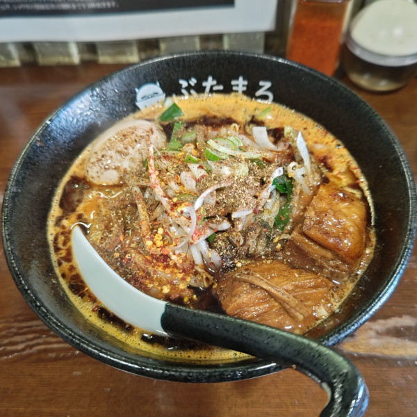 「特製辛味噌らーめん」@らーめんぶたまろの写真