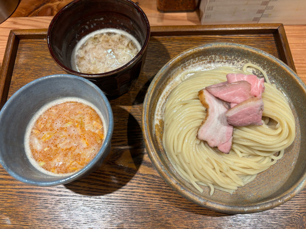 「つけ麺(つけ汁2種 海老+坦々)」@あいだやの写真