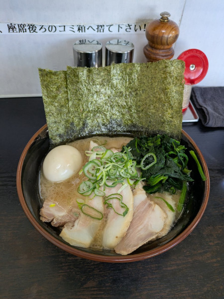「チャーシュー麺、味玉」@雷家の写真