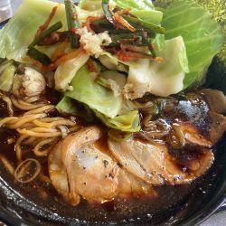 富山ブラック（花月嵐マスターキャベツ、壺ニラ、ニンニク）