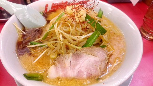 「期間限定　特製もやし味噌ラーメン」@山岡家 松本店の写真