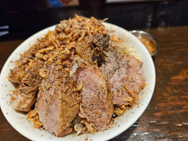 「汁なし+豚増し+3枚」@ラーメン荘 歴史を刻め 八事店の写真