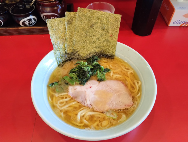 「ラーメン 900円」@横浜家系らーめん たま家の写真