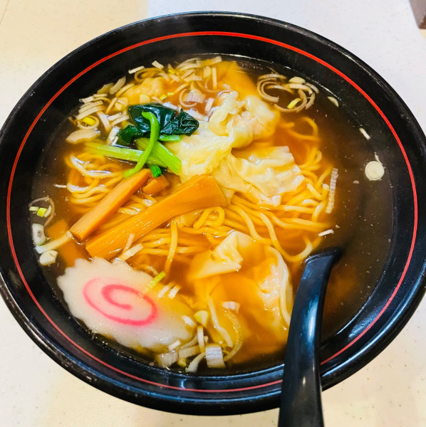 「ワンタン麺 800円」@中華料理 福来園の写真