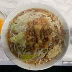 らーめん ¥980 生卵 ¥90