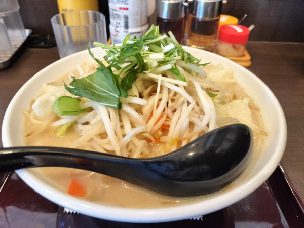 「濃厚タンメン＋野菜増し」@埼玉タンメン 山田太郎 所沢本店の写真