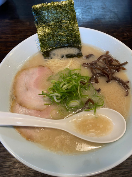 「ラーメン＋替え玉」@博多濃麻呂 二子玉川店の写真