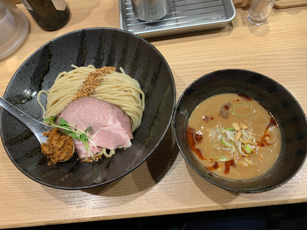 「金の坦々つけめん」@つけめんTETSU 名古屋JRゲートタワー店の写真