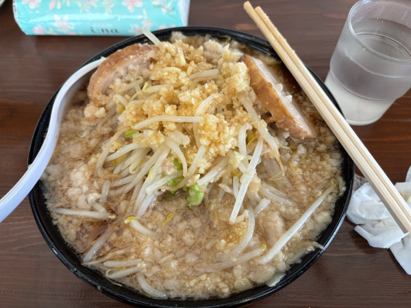 「野郎　並　脂・ニンニク増し」@ラーメン居酒屋 おしどりの写真