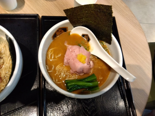 「濃厚海老味噌らーめん（限定）」@真鯛らーめん 麺魚 錦糸町PARCO店の写真
