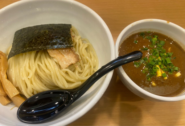 「魚介つけ麺　890円」@麺屋願月 駒込店の写真