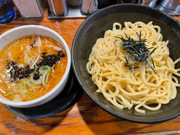 「つけ麺」@らあ麺 やったる 新宿店の写真