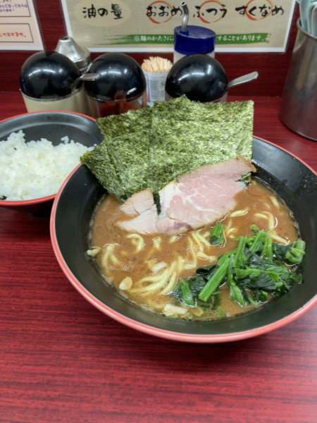 「ラーメン 900円」@麺家 紫極 大泉学園店の写真