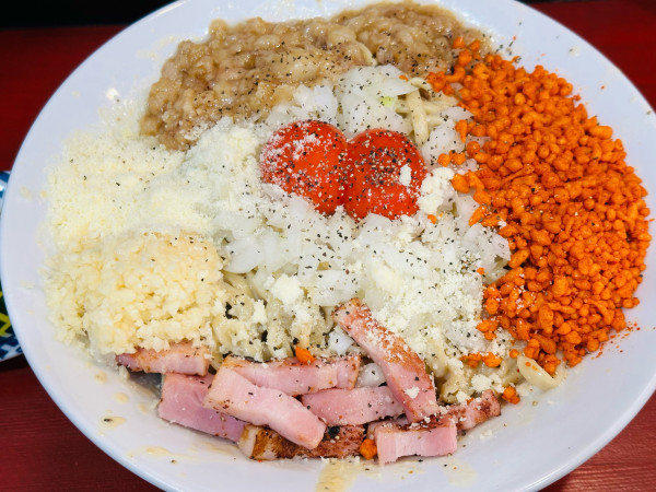 「カルボナーラ 550g 他 1,650円」@ラーメン鷹の目 東陽町店の写真