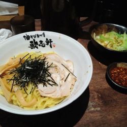 油そば・キャベツ＆食べるラー油トッピング