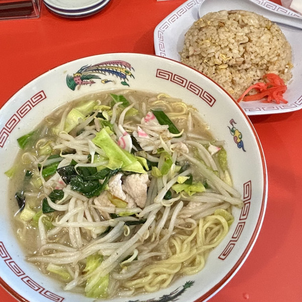 「野菜タップリタンメン＋半チャーハン」@五臓六腑の写真