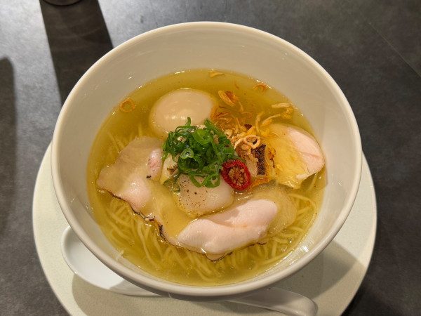 「特製塩ラーメン」@Ramen 翡翠の写真