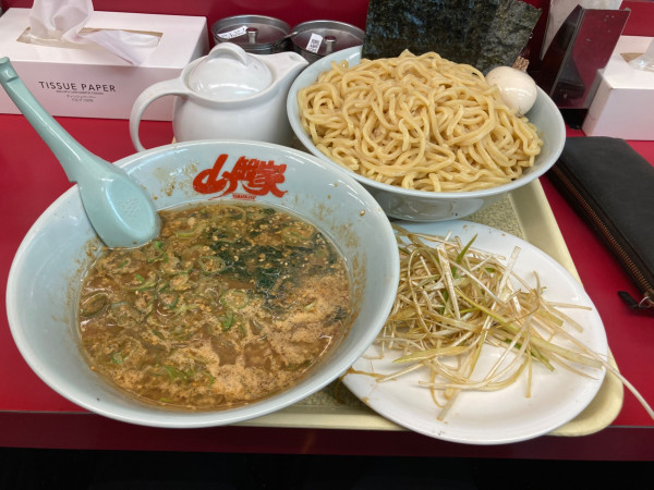 「味噌つけ麺大盛り+2玉+白髪ネギ+味玉」@ラーメン山岡家 太田店の写真