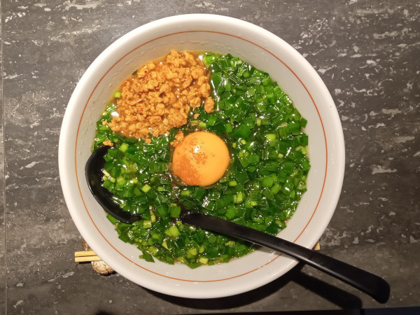 「ニラそば」@バロンヌードルの写真